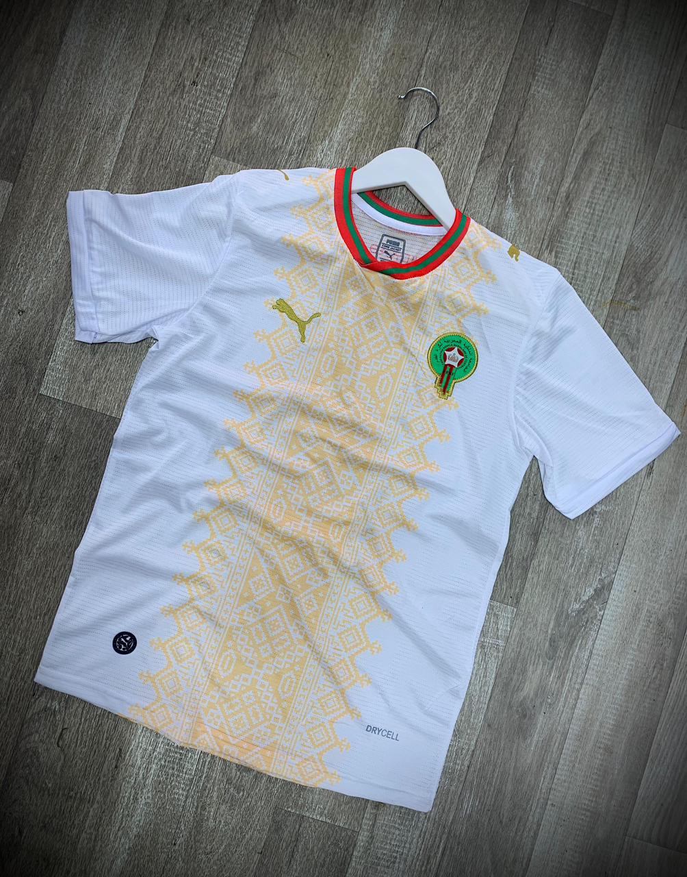 قميص المغرب الأبيض – تصميم تقليدي مميز